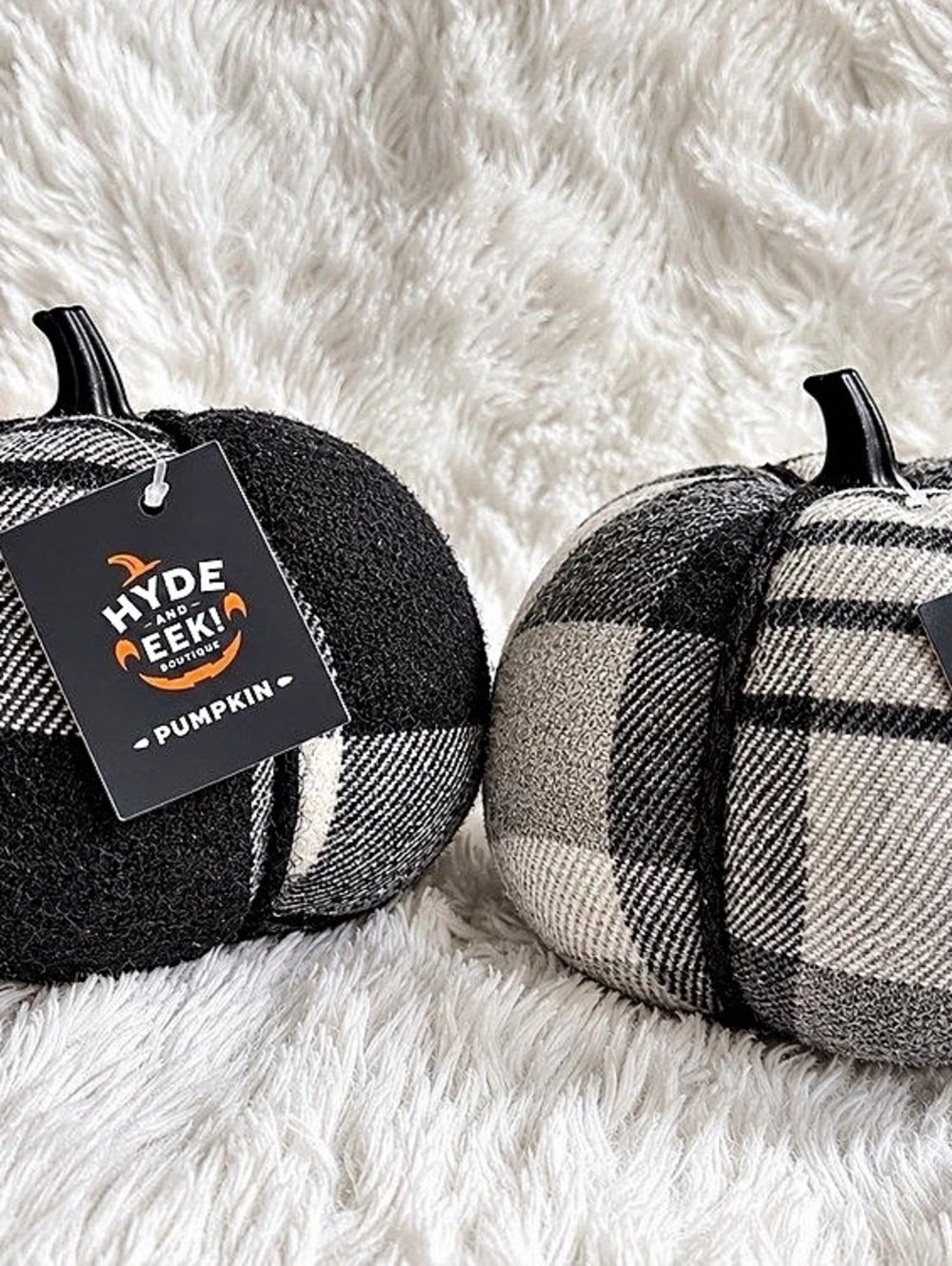 Hyde & Eek! Boutique Brushed Plaid Knit Pumpkin Set of 2 Black & White